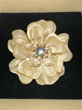 Vintage St. John Cream Lucite Swarovski Crystal Camellia Flower Brooch RARE HTF
